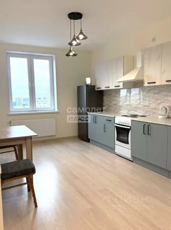 2-к кв. Свердловская область, Екатеринбург ул. Тенистая, 8Б (48.0 м) - Фото 1