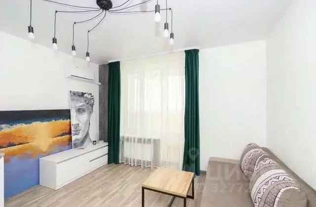 Студия Тюменская область, Тюмень ул. Фармана Салманова, 4 (26.0 м) - Фото 1