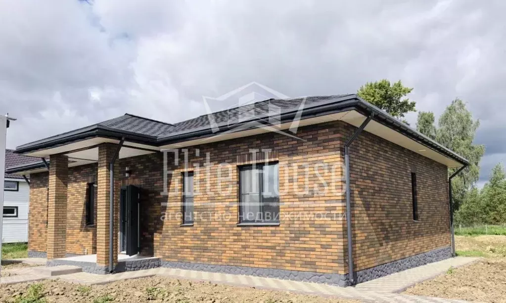 Дом в Калужская область, Боровский муниципальный округ, Совьяки с/пос, ... - Фото 2