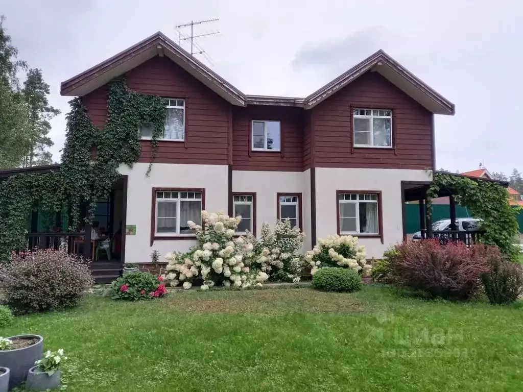 Дом в Ленинградская область, Выборгский район, Полянское с/пос, пос. ... - Фото 1