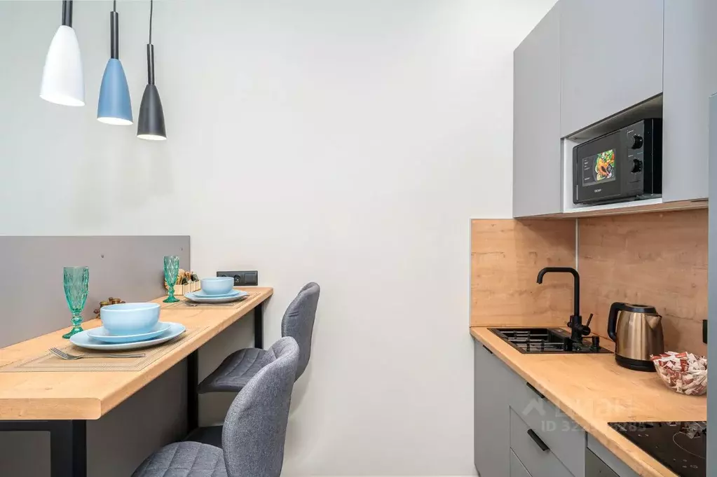 Студия Санкт-Петербург наб. Макарова, 58 (32.0 м) - Фото 2