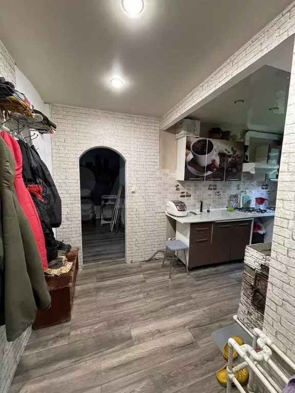 3-к. квартира, 48,7 м, 1/2 эт. - Фото 1