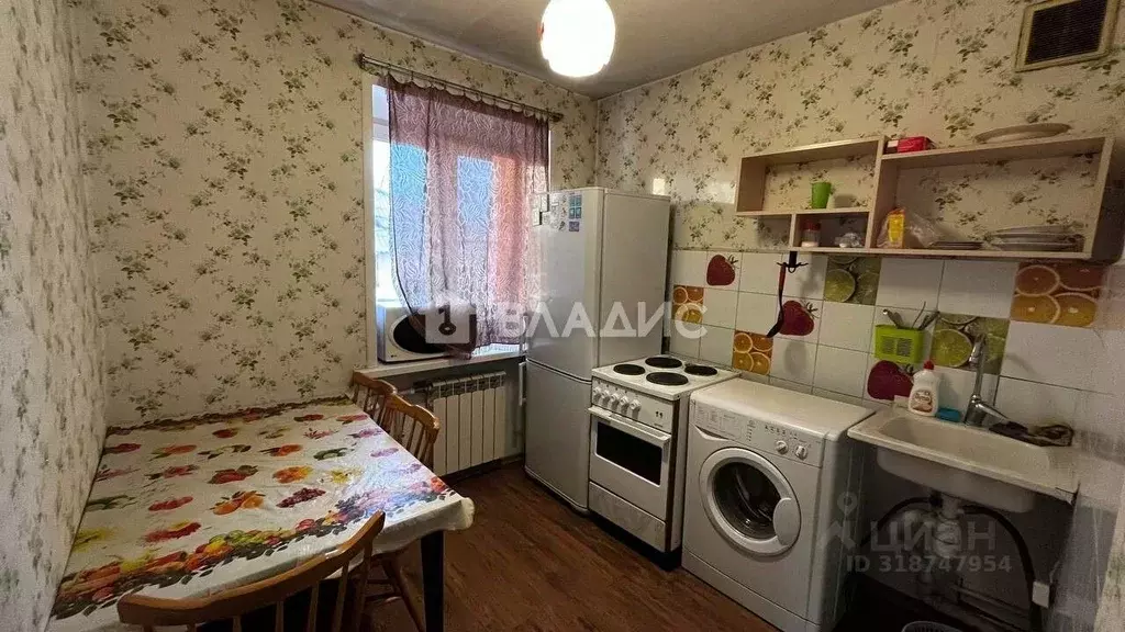 1-к кв. Бурятия, Улан-Удэ ул. Бабушкина, 11 (30.7 м) - Фото 0