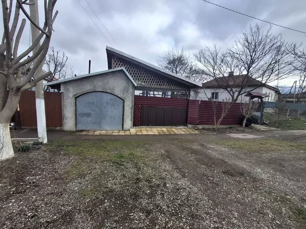 Дом в Краснодарский край, Абинск Колхозная ул. (85 м) - Фото 2