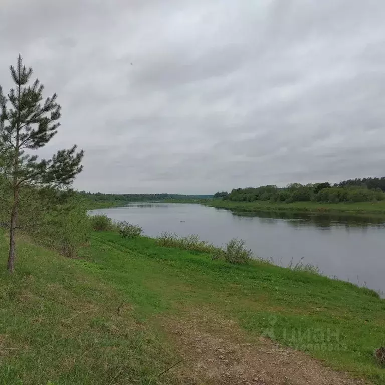 Дом в Тверская область, Старицкий муниципальный округ, д. Улитино  ... - Фото 1