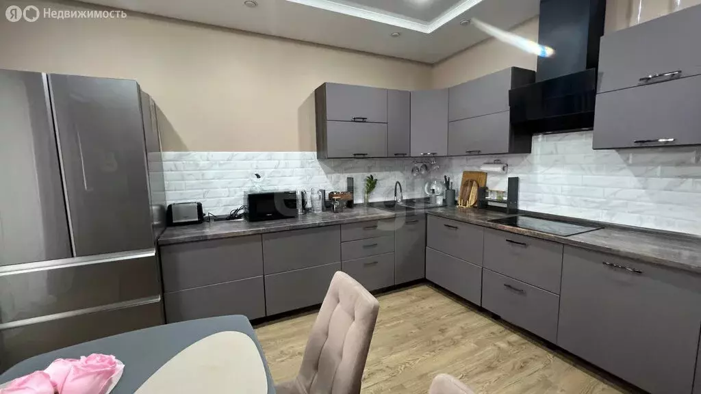 3-комнатная квартира: Старый Оскол, микрорайон Макаренко, 11Б (74 м) - Фото 1