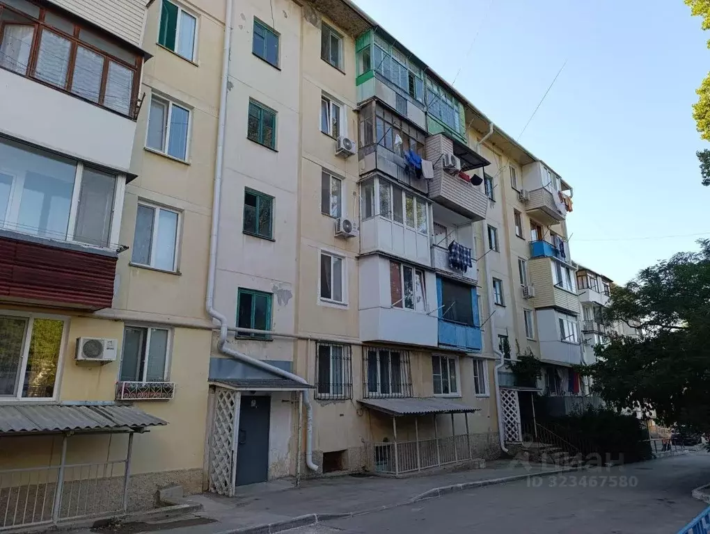 2-к кв. Севастополь, Севастополь, Балаклава г. ул. Строительная, 35 ... - Фото 1