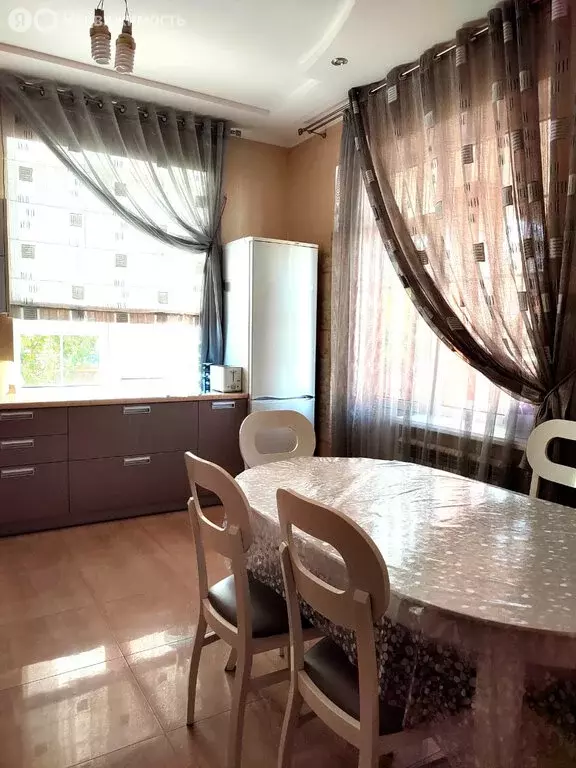 Дом в Волгодонск, улица Гагарина (297 м) - Фото 1