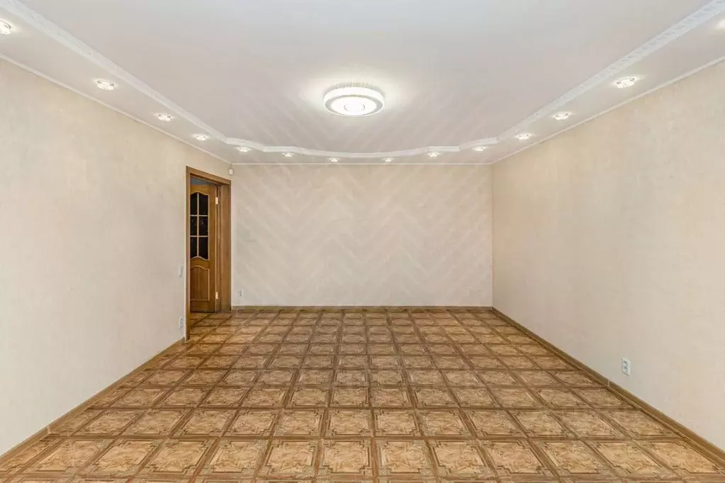 4-к кв. Челябинская область, Челябинск ул. Сулимова, 75А (112.3 м) - Фото 2