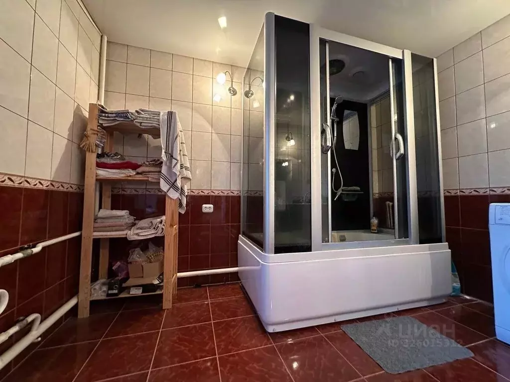 Дом в Волгоградская область, Волгоград ул. Денисенко, 181 (160 м) - Фото 1