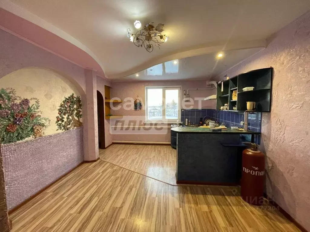 Дом в Омская область, Любинский рп ул. Ленина, 159 (173 м) - Фото 1