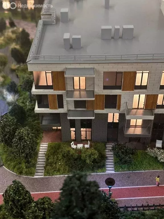 3-комнатная квартира: посёлок Репино, Приморское шоссе, 441А (142.7 м) - Фото 1