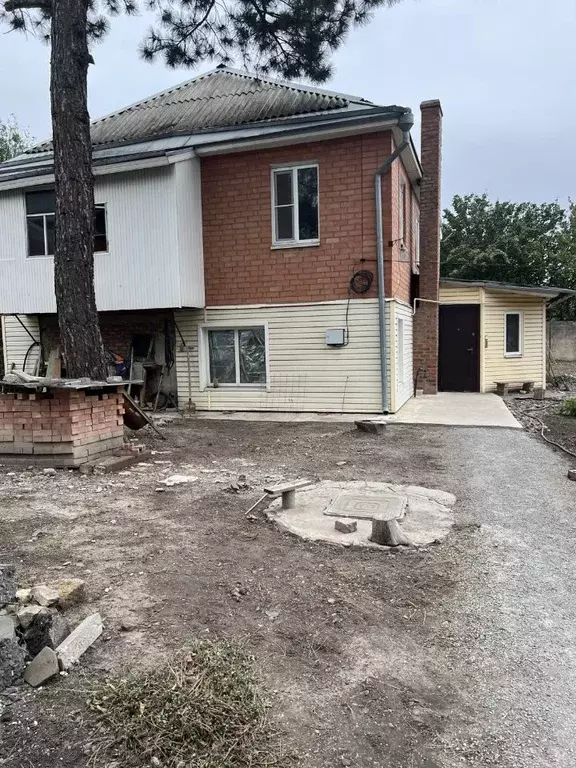 Дом в Ростовская область, Семикаракорск ул. Авилова, 8/2 (116 м) - Фото 0