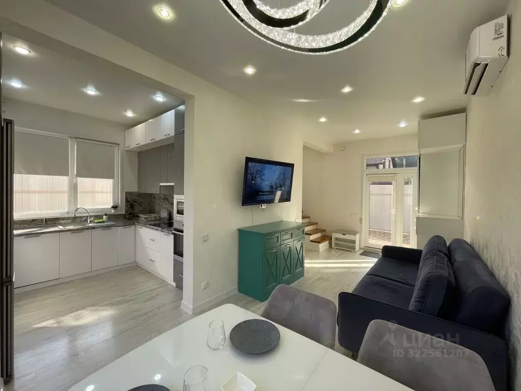 Коттедж в Краснодарский край, Сочи городской округ, с. Нижняя Шиловка ... - Фото 1