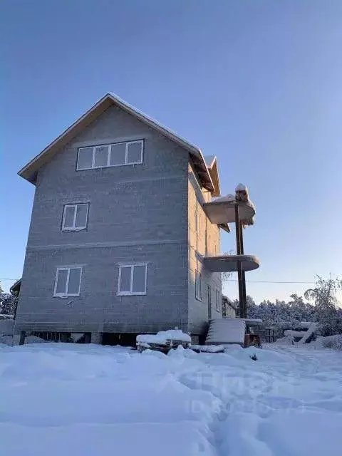 Дом в Саха (Якутия), Якутск Покровское шоссе, 7-й км (286 м) - Фото 0