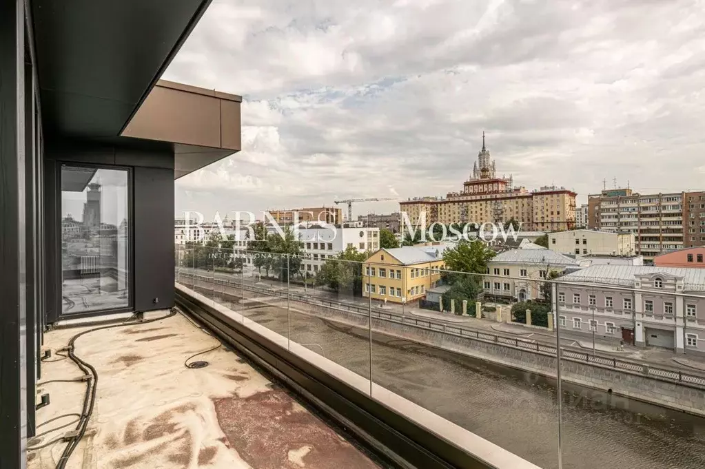 6-к кв. Москва Озерковская наб., 6 (261.4 м) - Фото 1