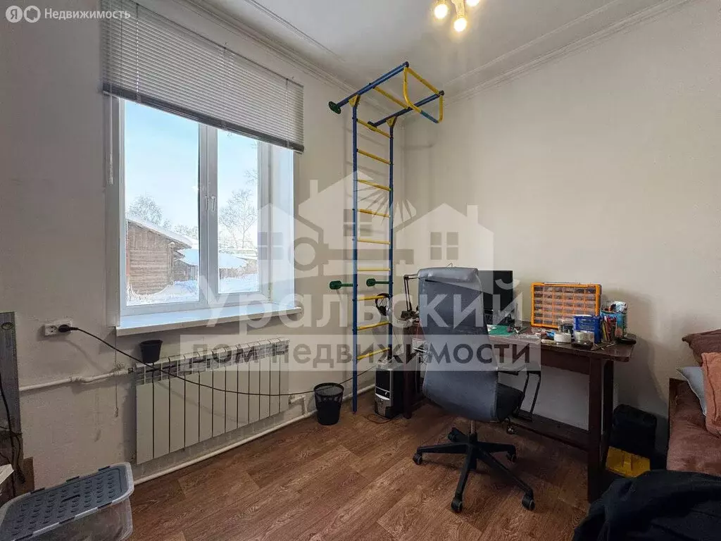 2-комнатная квартира: Алапаевск, улица Софьи Перовской, 3 (42.7 м) - Фото 1