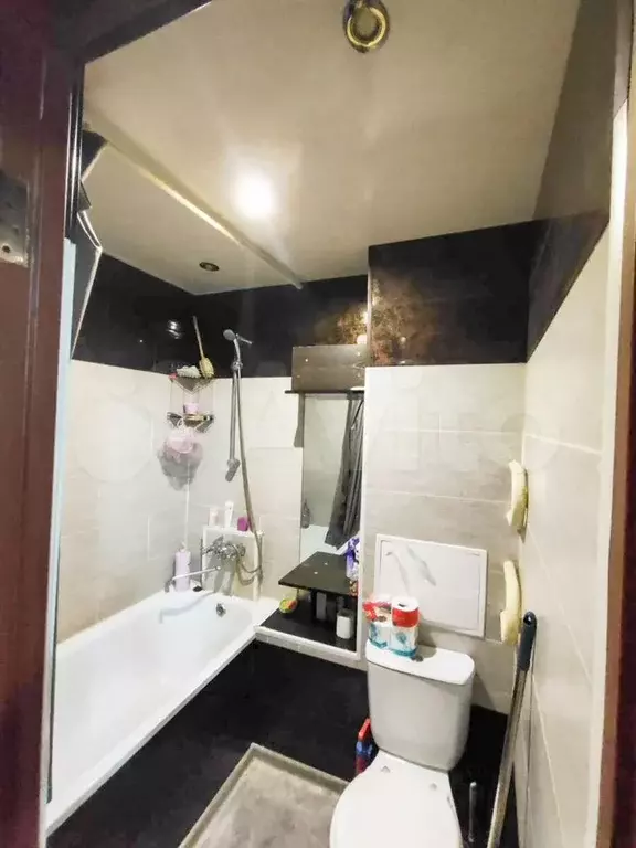 2-к. квартира, 42 м, 5/5 эт. - Фото 0
