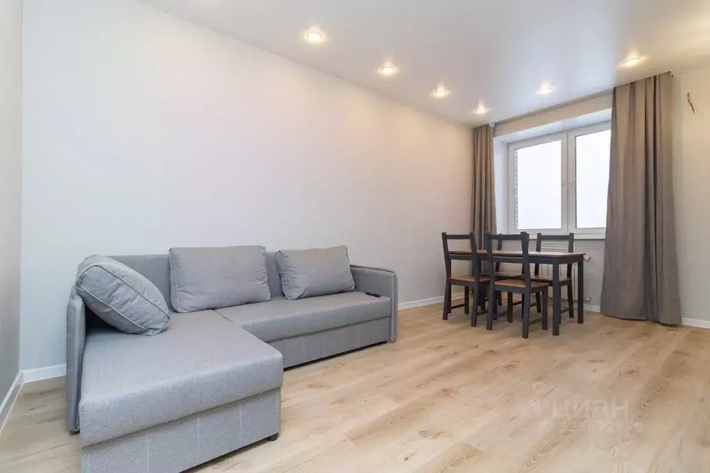 2-к кв. Омская область, Омск ул. 5-я Северная, 124 (60.0 м) - Фото 2