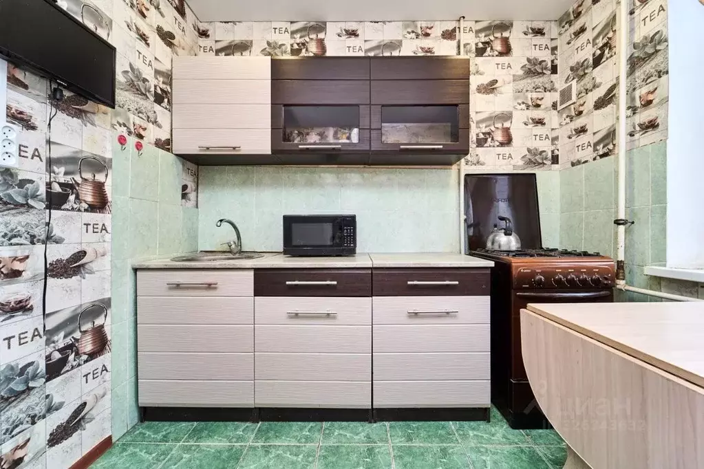 1-к кв. Адыгея, Тахтамукайский район, Энем пгт Красная ул., 11 (40.0 ... - Фото 2