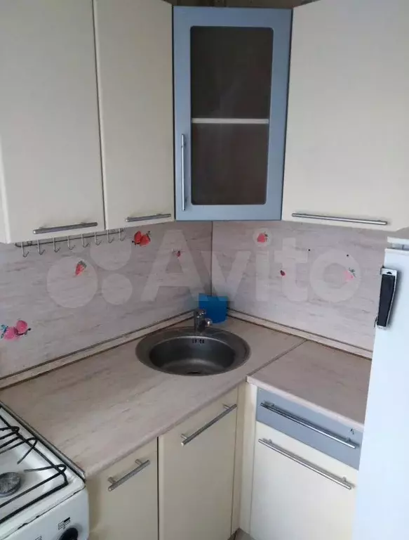 1-к. квартира, 30 м, 4/5 эт. - Фото 0