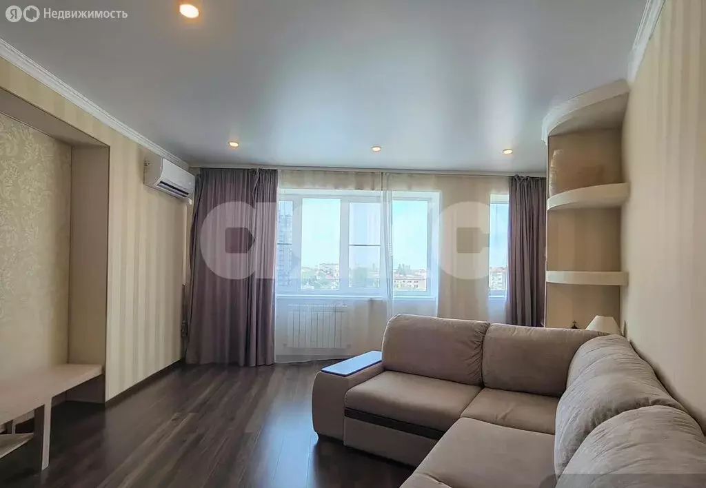 3-комнатная квартира: Анапа, улица Толстого, 140 (80.7 м) - Фото 1