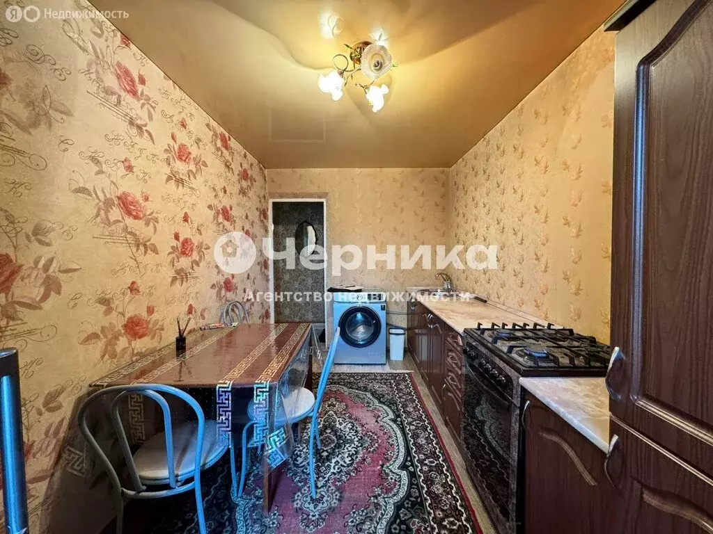 3-комнатная квартира: Шахты, улица Хабарова, 22А (62.7 м) - Фото 1