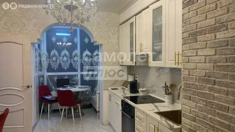 2-комнатная квартира: Краснодар, улица Автолюбителей, 1Дк1 (58 м) - Фото 1