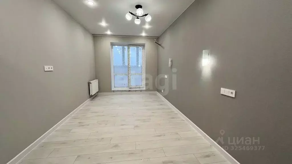 2-к кв. Саратовская область, Энгельс Новобазарная ул., 1 (74.3 м) - Фото 1