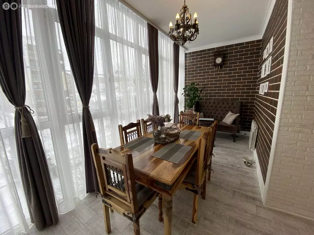 3-комнатная квартира: Киров, Первомайский район, Успенская улица, 10 ... - Фото 1