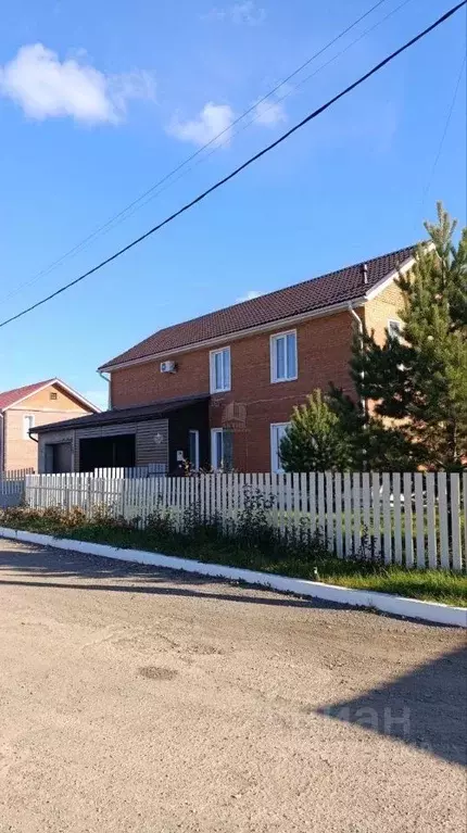 Коттедж в Красноярский край, Емельяновский муниципальный округ, пос. ... - Фото 1