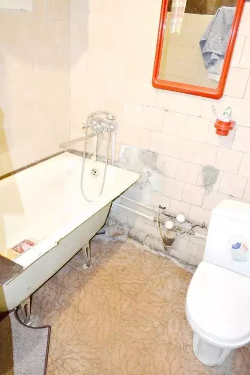 2-к кв. Кемеровская область, Новокузнецк ул. Бугарева, 28 (44.0 м) - Фото 2