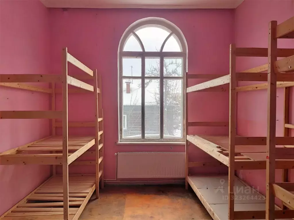 Коттедж в Свердловская область, Екатеринбург пер. Юзовский, 8 (310 м) - Фото 2