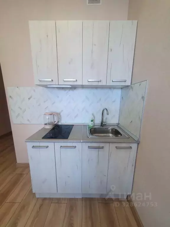 Студия Архангельская область, Северодвинск ул. Крымская, 10 (27.0 м) - Фото 1