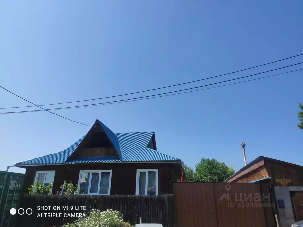 Дом в Красноярский край, Красноярск городской округ, пос. Элита ул. ... - Фото 0