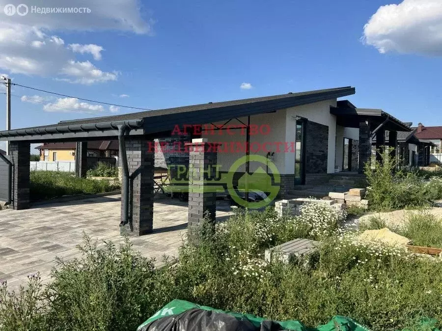 Дом в посёлок Новосадовый, Сиреневая улица (160 м) - Фото 1