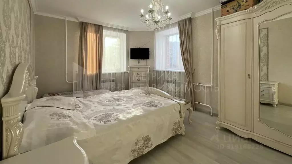 3-к кв. Тюменская область, Тюмень Широтная ул., 112к3 (101.8 м) - Фото 1