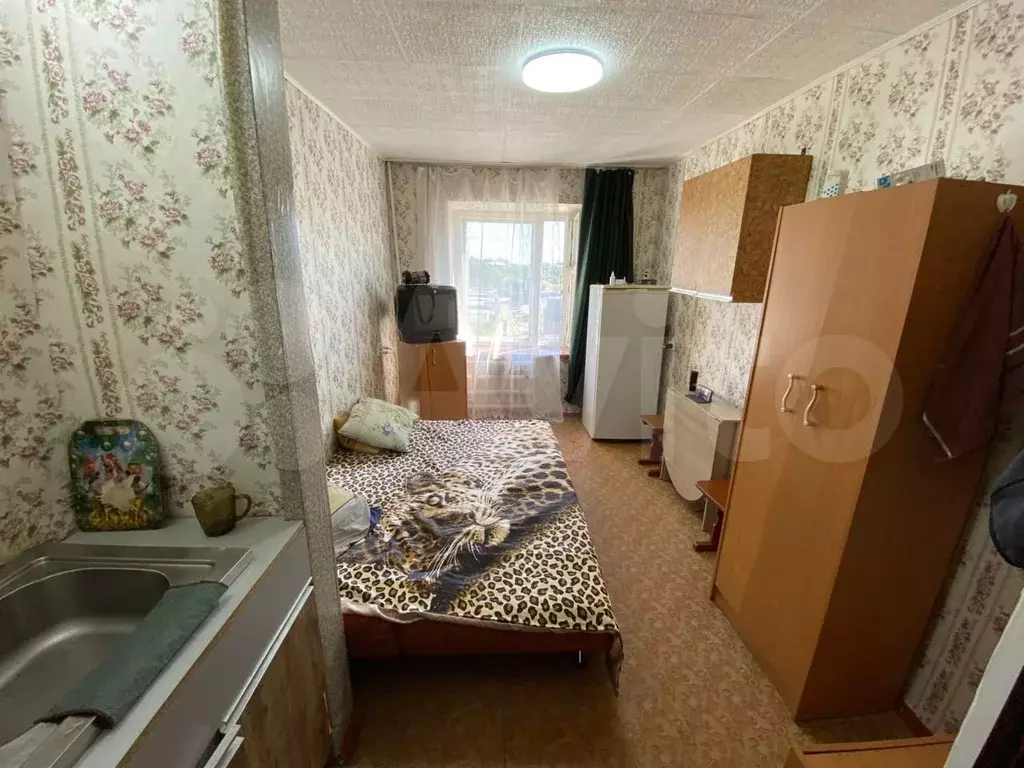 Комната 10 м в 5-к., 5/5 эт. - Фото 0
