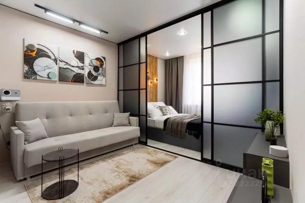 1-к кв. Омская область, Омск ул. 70 лет Октября, 3/6 (43.0 м) - Фото 2