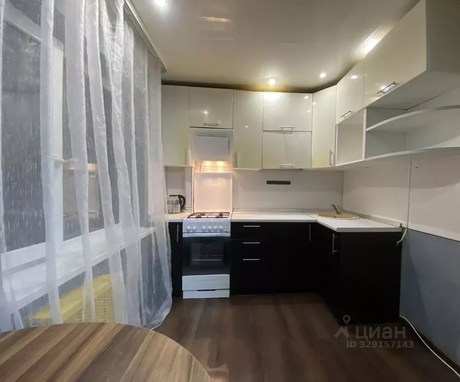 2-к кв. Тюменская область, Тюмень Рижская ул., 82 (42.0 м) - Фото 1