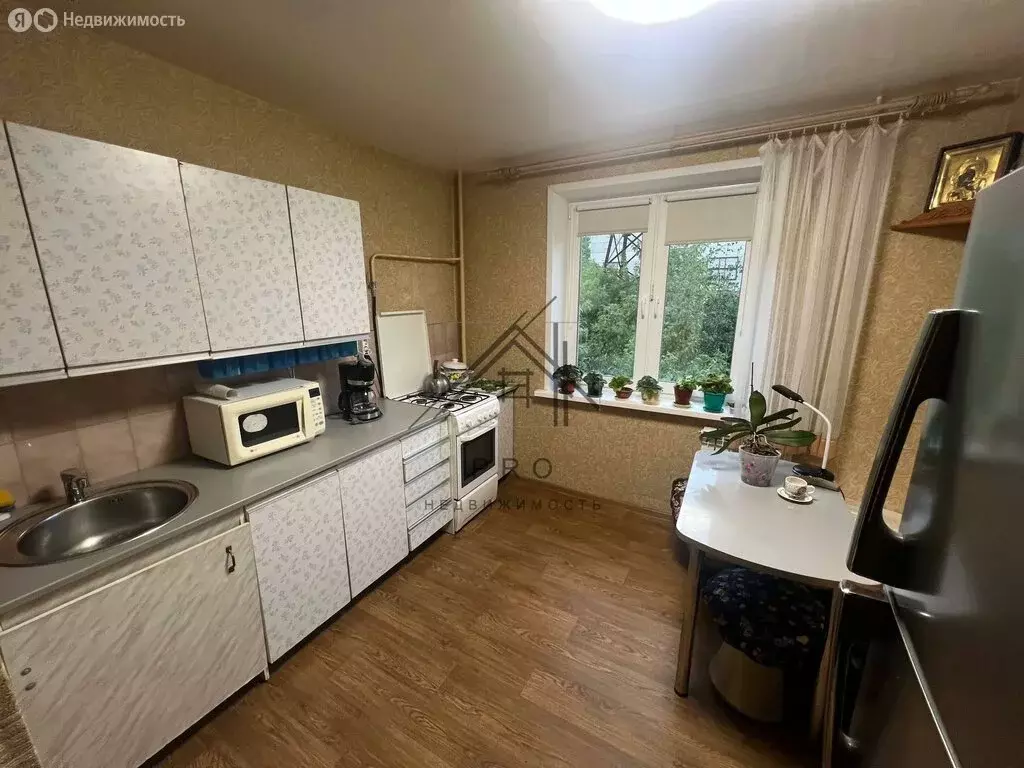 2-комнатная квартира: Ярославль, улица Ньютона, 18к2 (50.1 м) - Фото 1