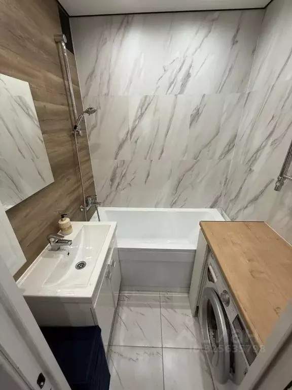 2-к кв. Мурманская область, Мурманск пер. Русанова, 1 (45.0 м) - Фото 1