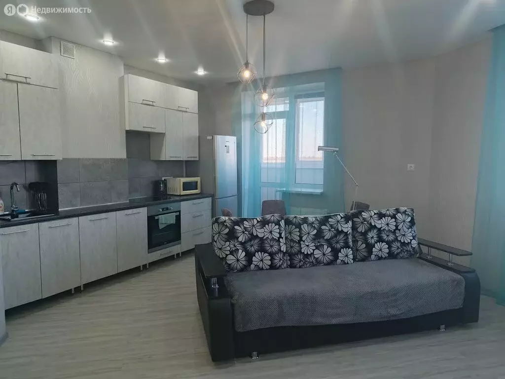 Квартира-студия: Омск, улица 1-ой Красной Звезды, 71 (36.4 м) - Фото 2