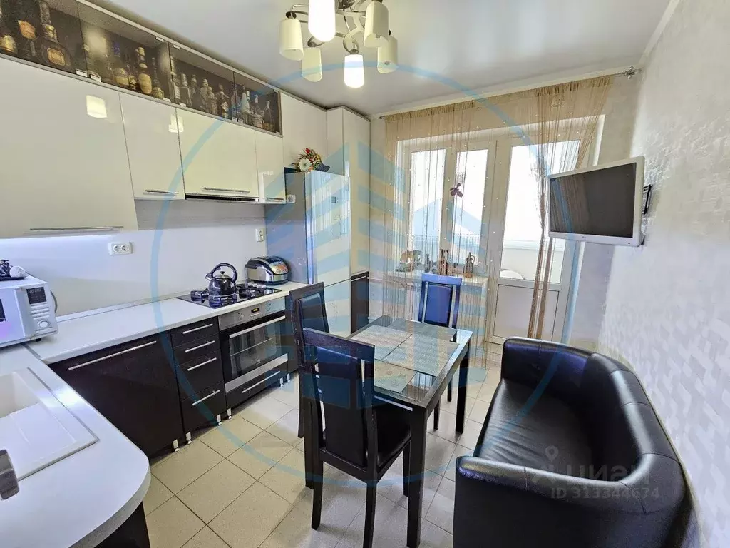 3-к кв. Ставропольский край, Ессентуки Пятигорская ул., 121К2 (72.8 м) - Фото 1