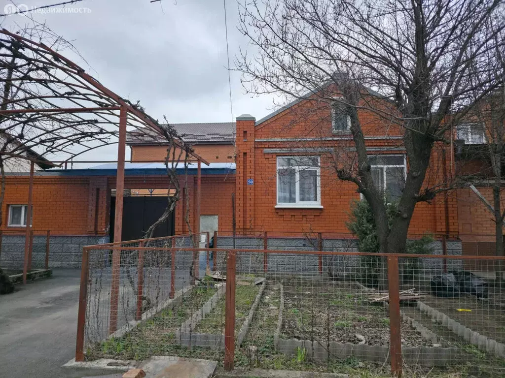 Дом в Владикавказ, улица Бритаева, 50 (85 м) - Фото 1