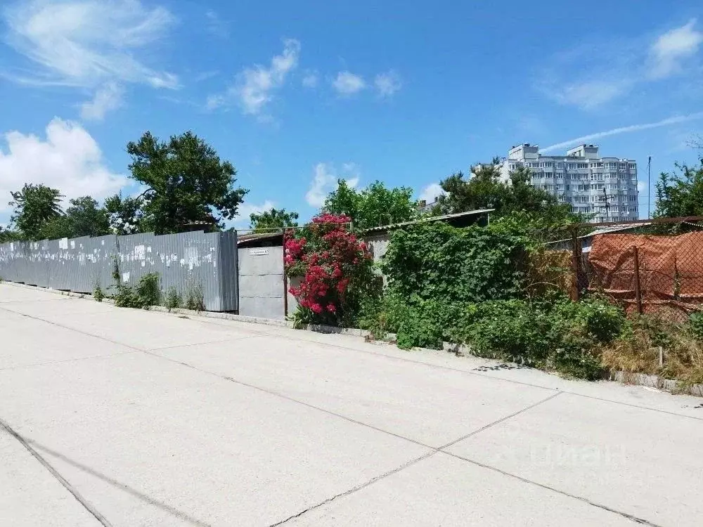 Участок в Севастополь ул. Крайняя, 13 (4.0 сот.) - Фото 1