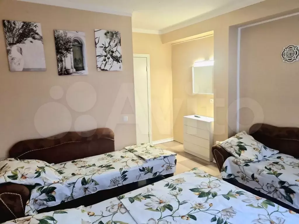 Комната 16 м в 3-к., 2/5 эт. - Фото 1