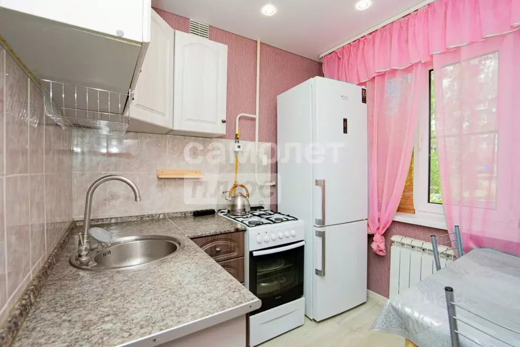 3-к кв. Липецкая область, Липецк ул. М.И. Неделина, 23 (60.0 м) - Фото 0