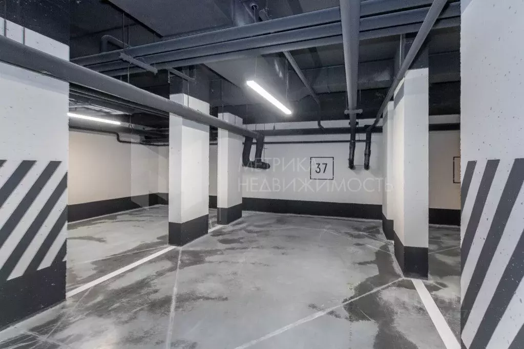 Гараж в Тюменская область, Тюмень ул. Тимофея Кармацкого, 3 (19 м) - Фото 1