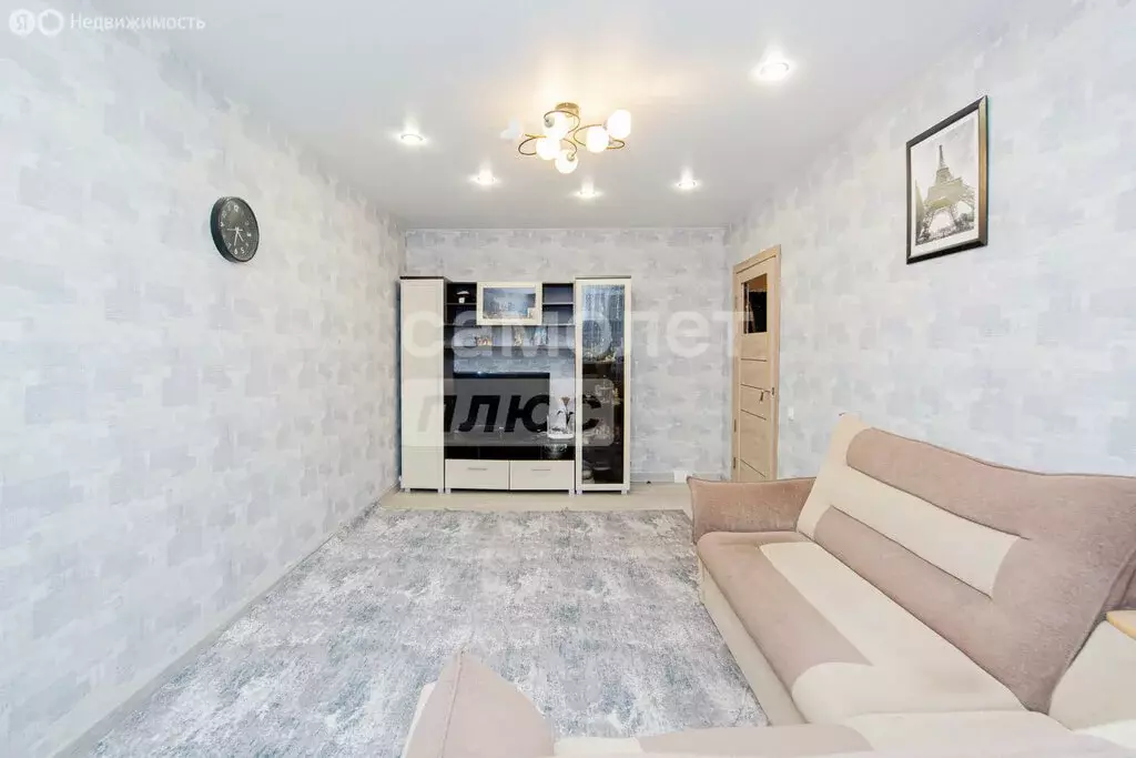 4-комнатная квартира: Липецк, Индустриальная улица, 10 (74.7 м) - Фото 2